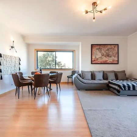 Oceanview Luxury Stunning Views And Pool Apartament