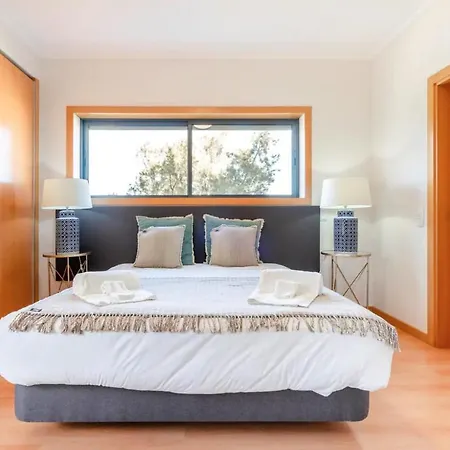 Appartamento Oceanview Luxury Stunning Views And Pool Olhão