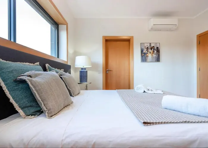 아파트 Oceanview Luxury Stunning Views And Pool